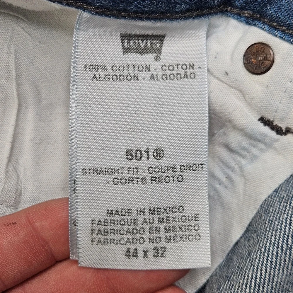 Levi's 501 Jeans Mens 44x32 Fit 42x29 Blue Straight Leg Button Fly Denim READ
